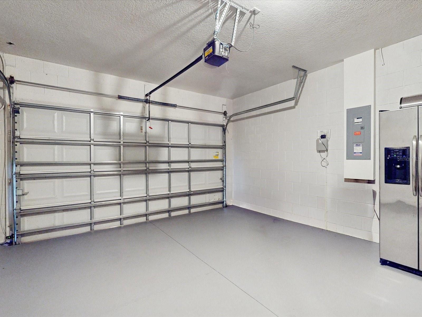 Image 23 of 33 For 1156 Brenton Manor Drive