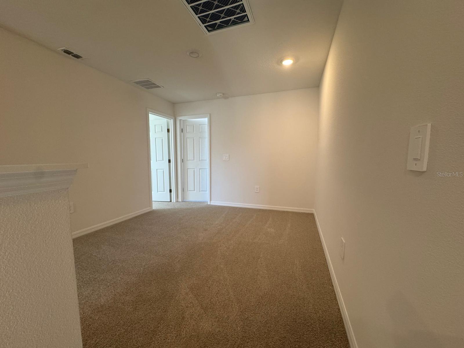 Image 8 of 24 For 4552 Burrowing Owl Loop