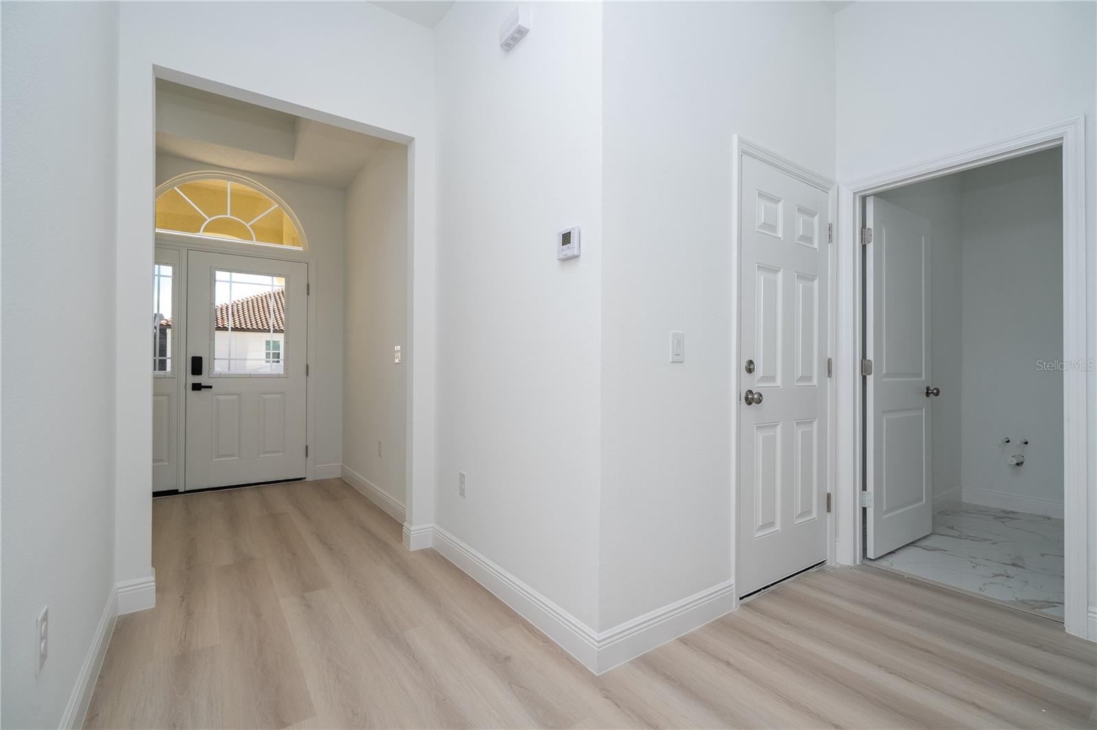 Image 32 of 68 For 355 Villa Sorrento Circle