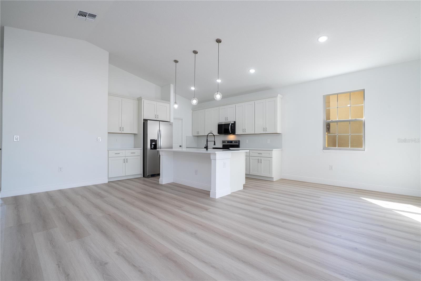 Image 42 of 68 For 355 Villa Sorrento Circle