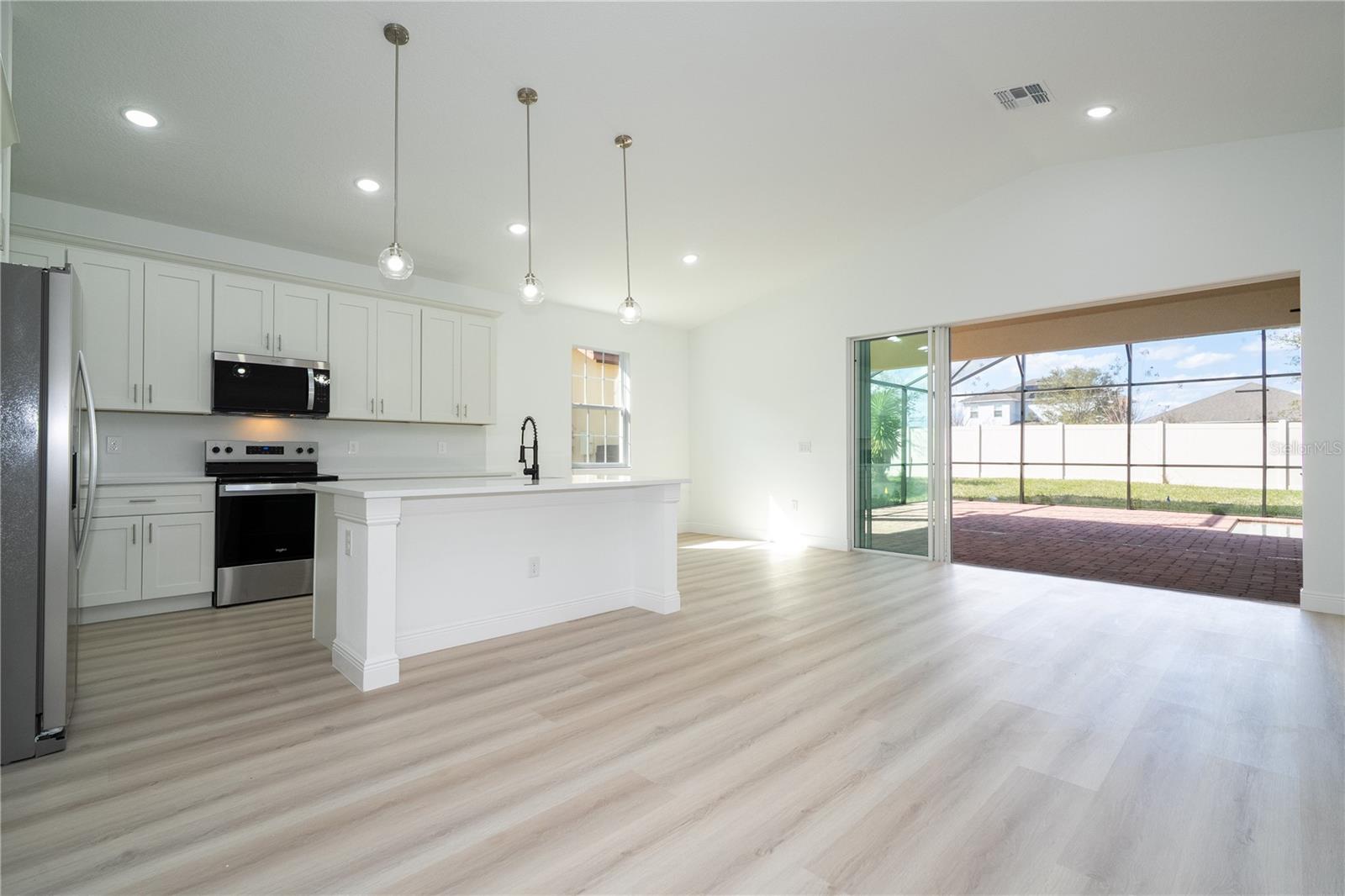 Image 51 of 68 For 355 Villa Sorrento Circle