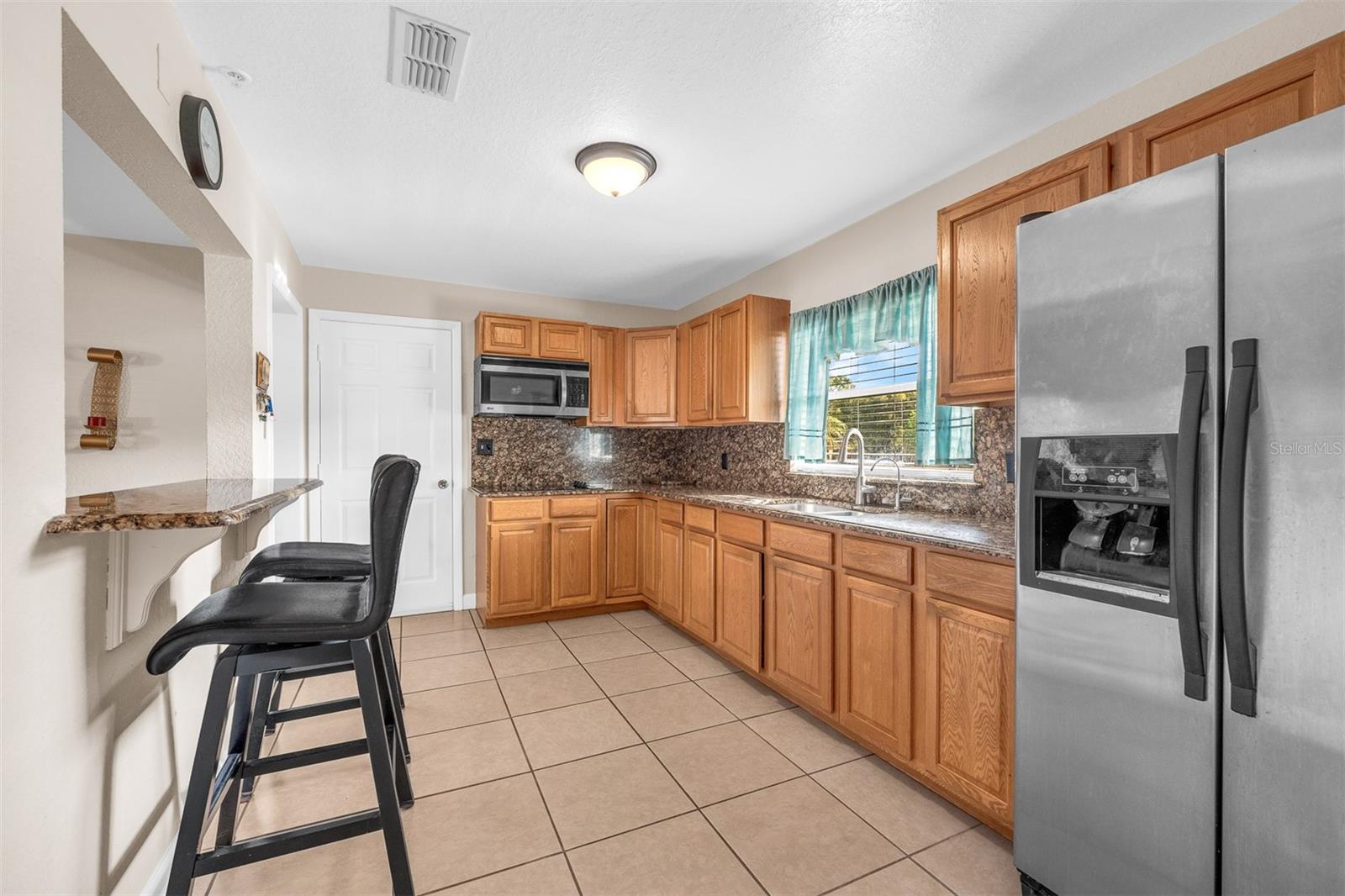 Image 12 of 35 For 8312 Mara Vista Court