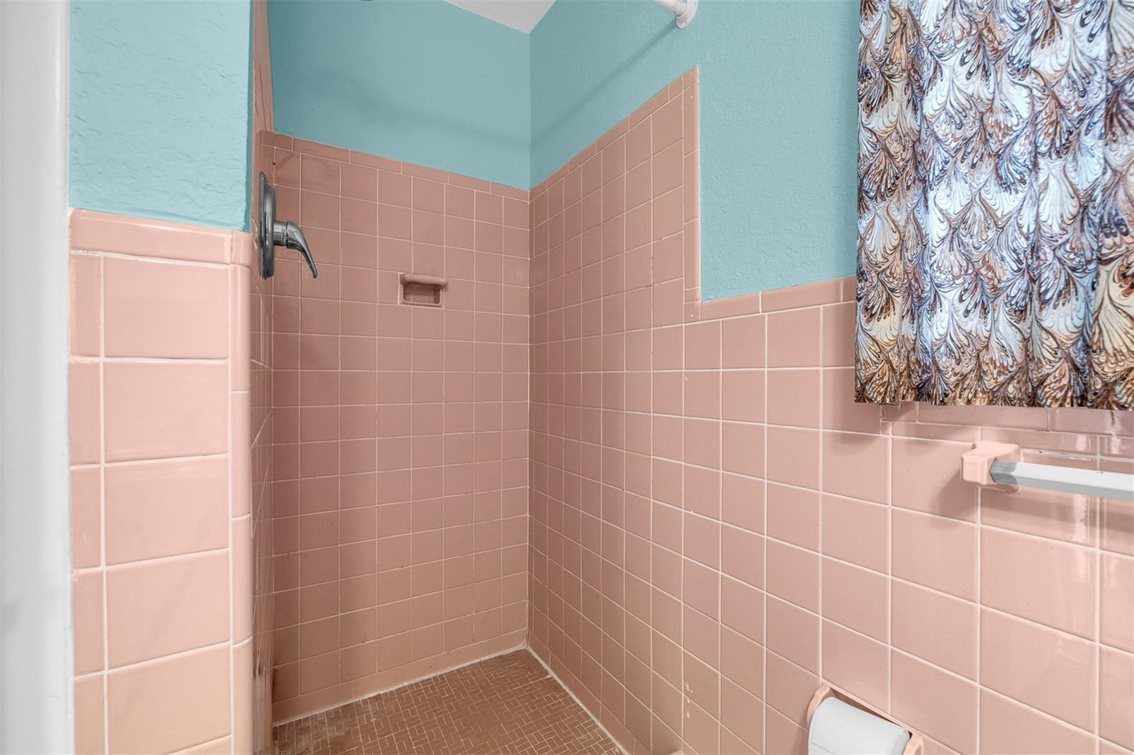 Image 19 of 35 For 8312 Mara Vista Court