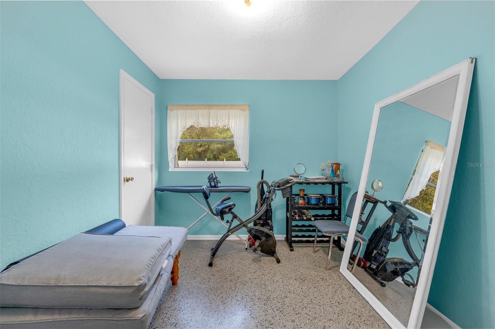 Image 23 of 35 For 8312 Mara Vista Court