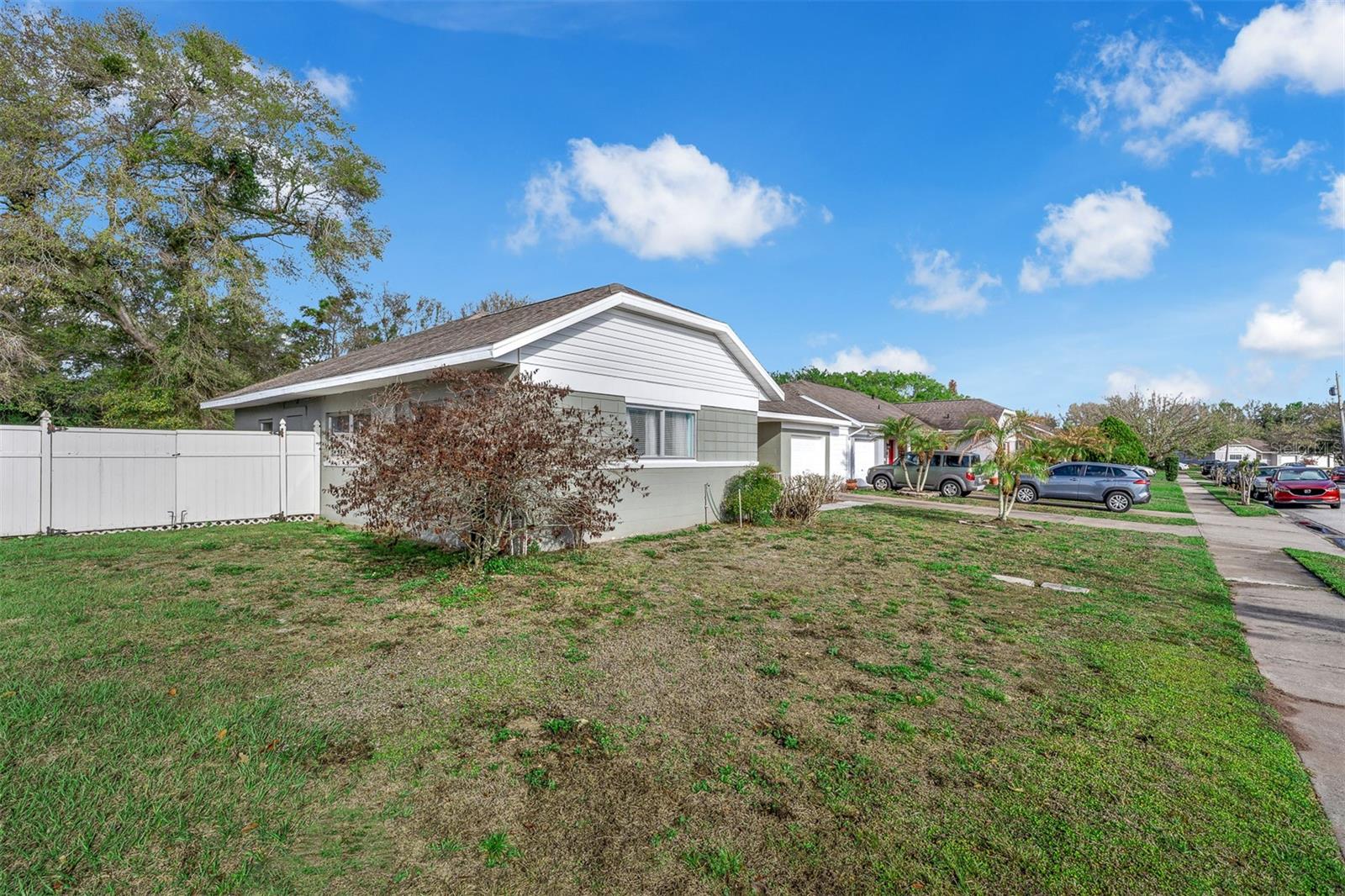 Image 3 of 35 For 8312 Mara Vista Court