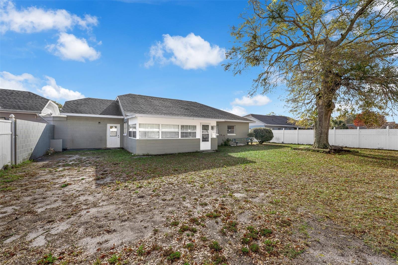 Image 30 of 35 For 8312 Mara Vista Court