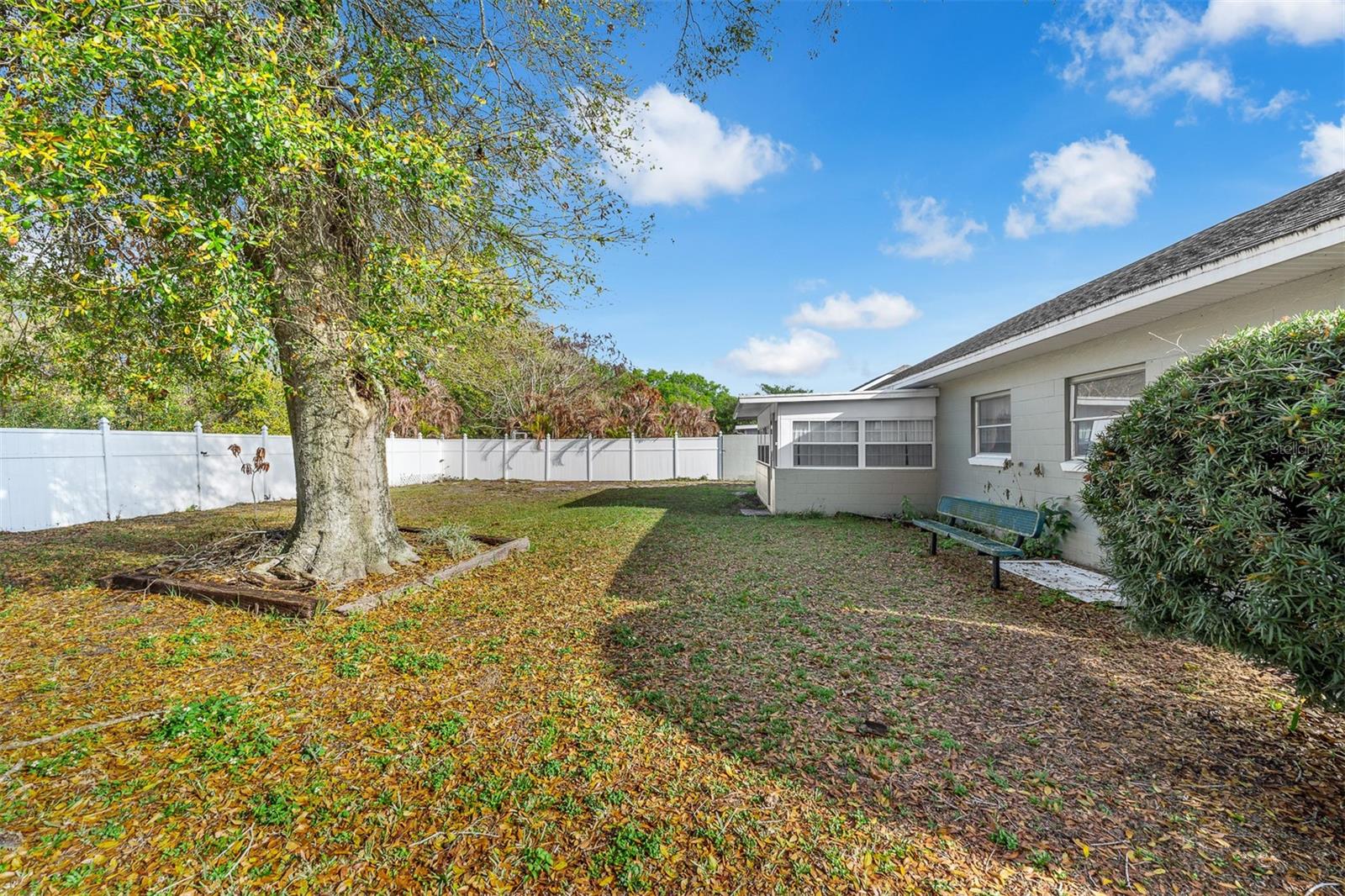 Image 33 of 35 For 8312 Mara Vista Court