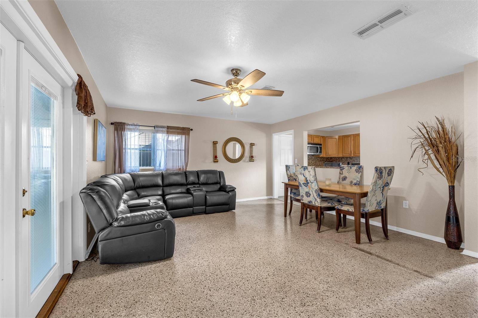 Image 9 of 35 For 8312 Mara Vista Court