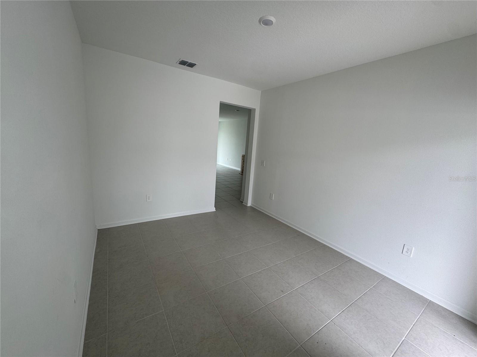 Image 2 of 11 For 2959 Savior Avenue