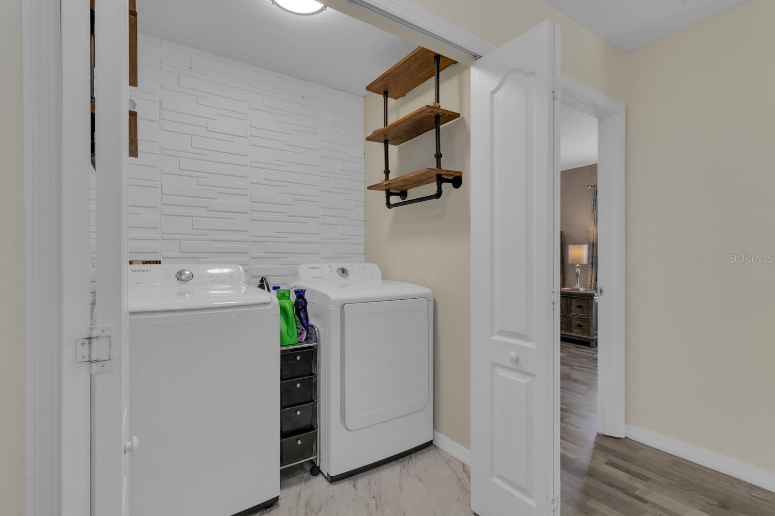 Image 19 of 40 For 1930 Kettle Creek Drive