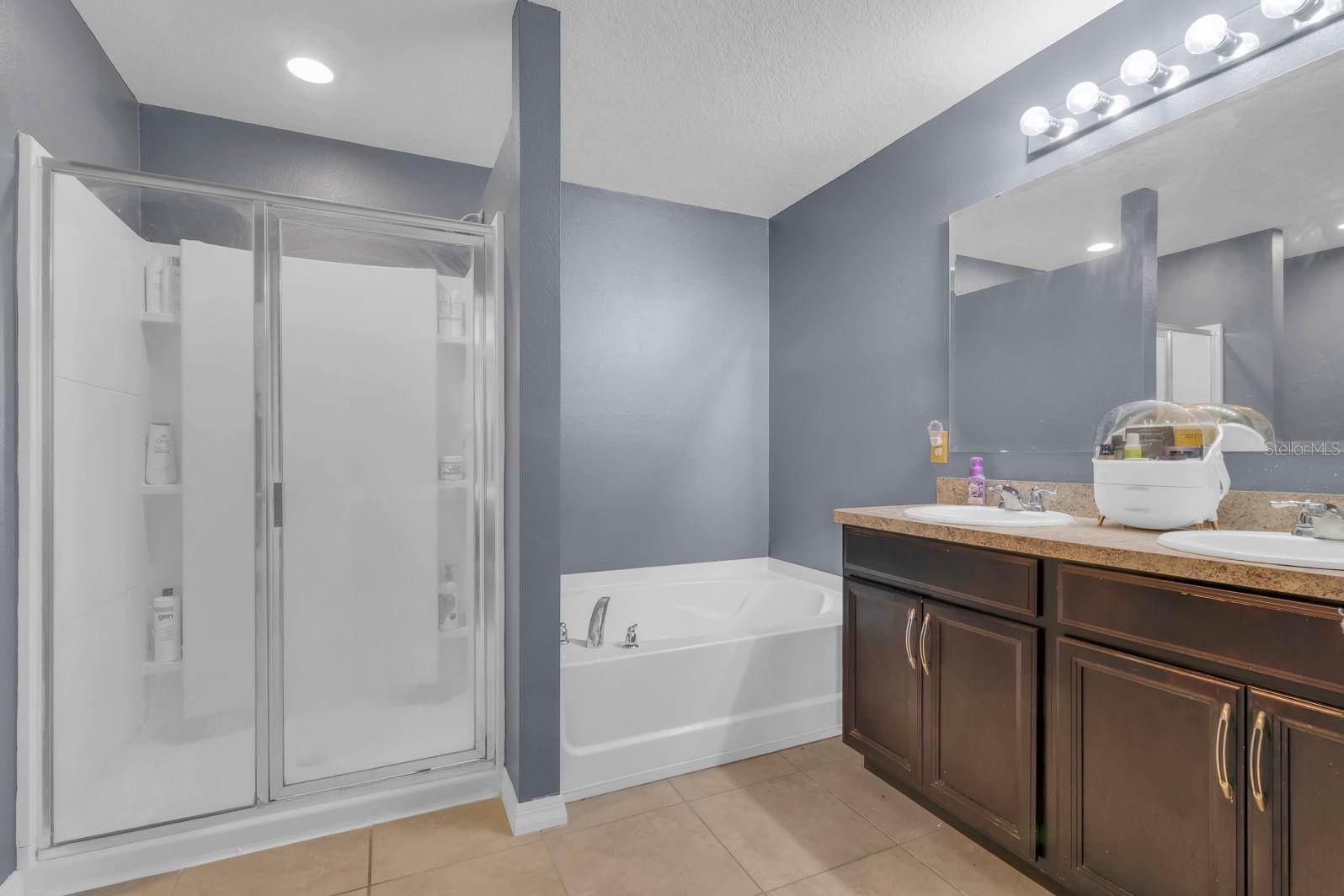 Image 27 of 40 For 1930 Kettle Creek Drive