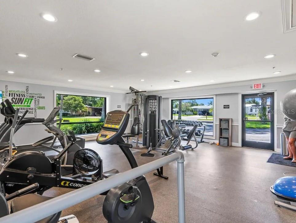 Image 11 of 16 For 48 Butler Blvd Butler Blvd W