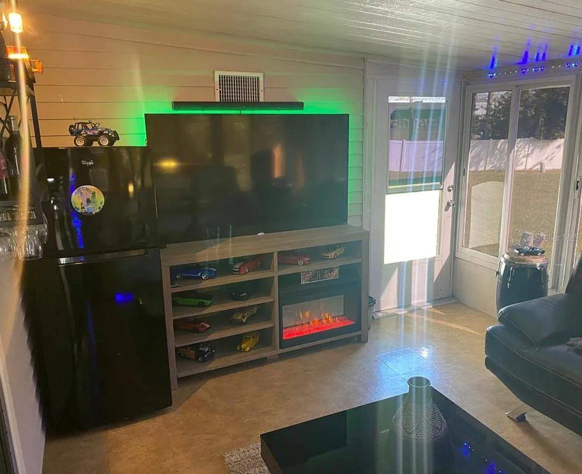 Image 8 of 16 For 48 Butler Blvd Butler Blvd W