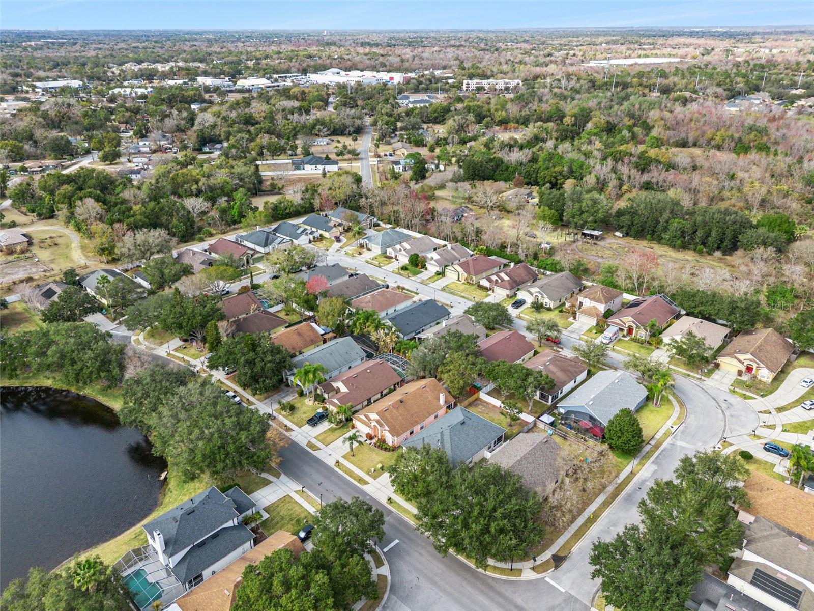 Image 23 of 25 For 2862 Aloma Oaks Drive