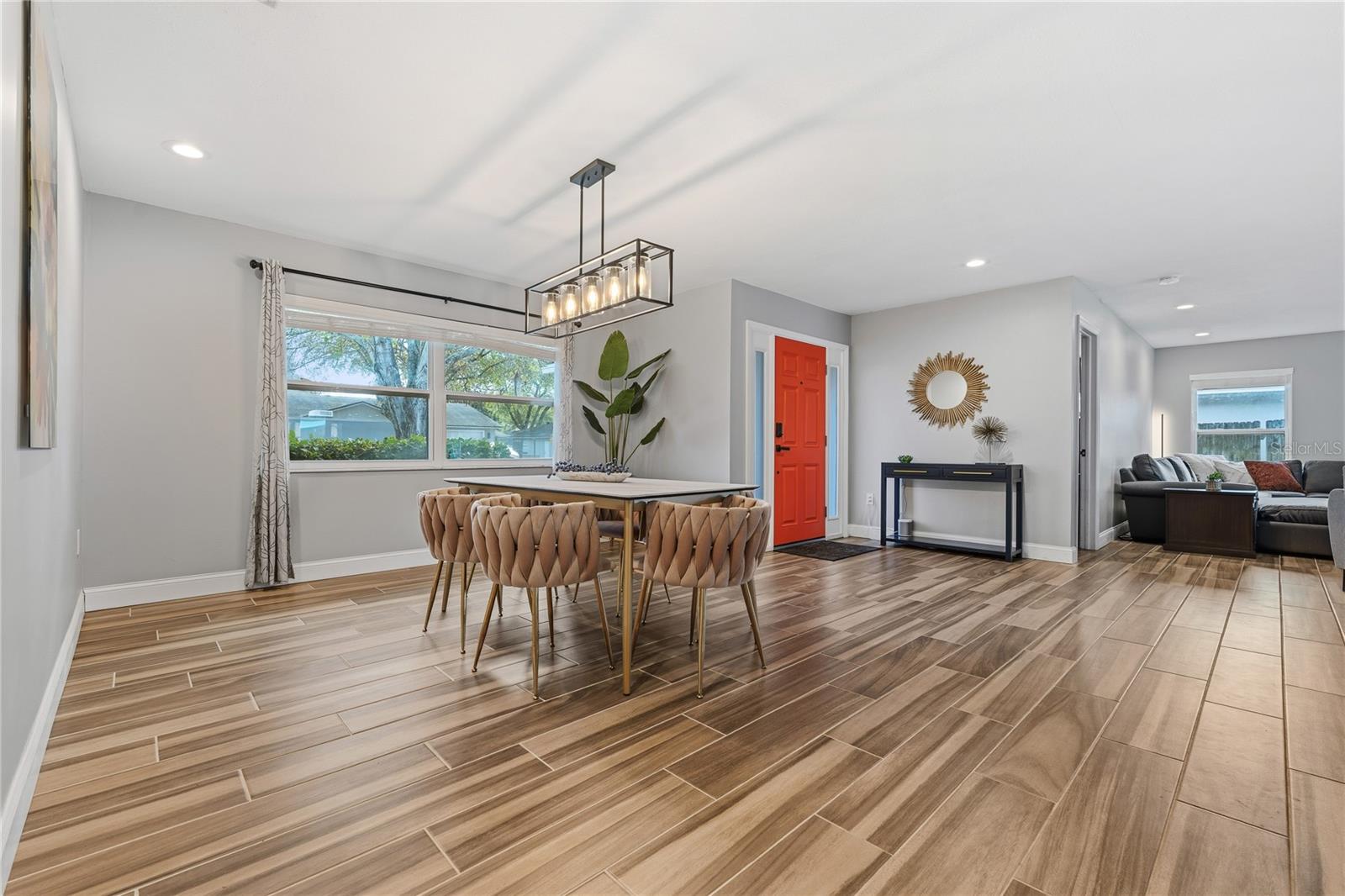 Image 10 of 35 For 8572 Shady Glen Drive