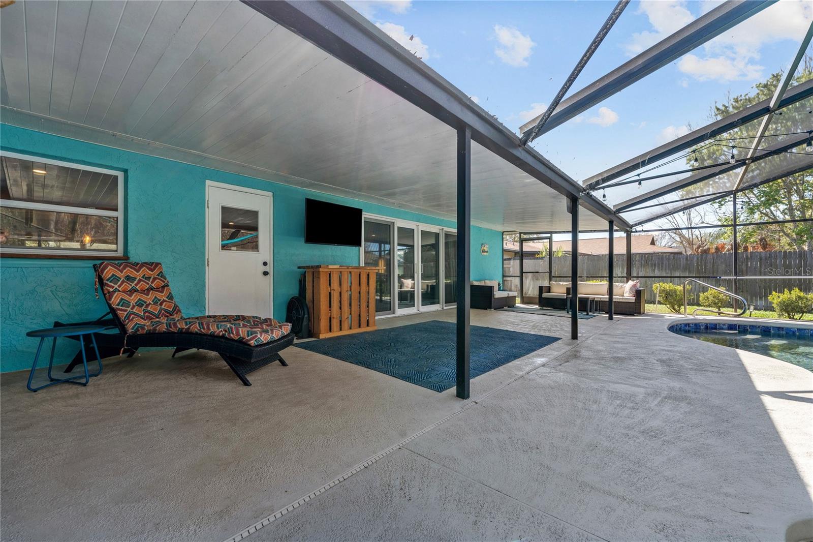 Image 26 of 35 For 8572 Shady Glen Drive