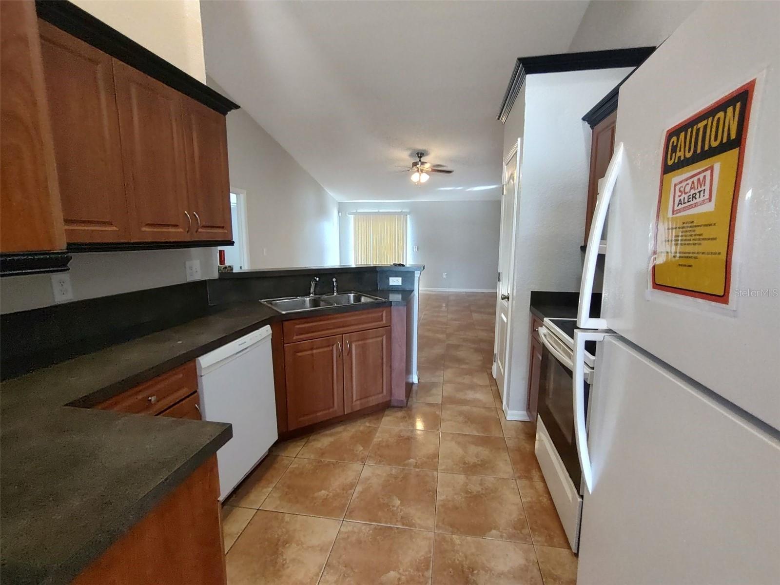 Image 10 of 35 For 416 Ohio Way