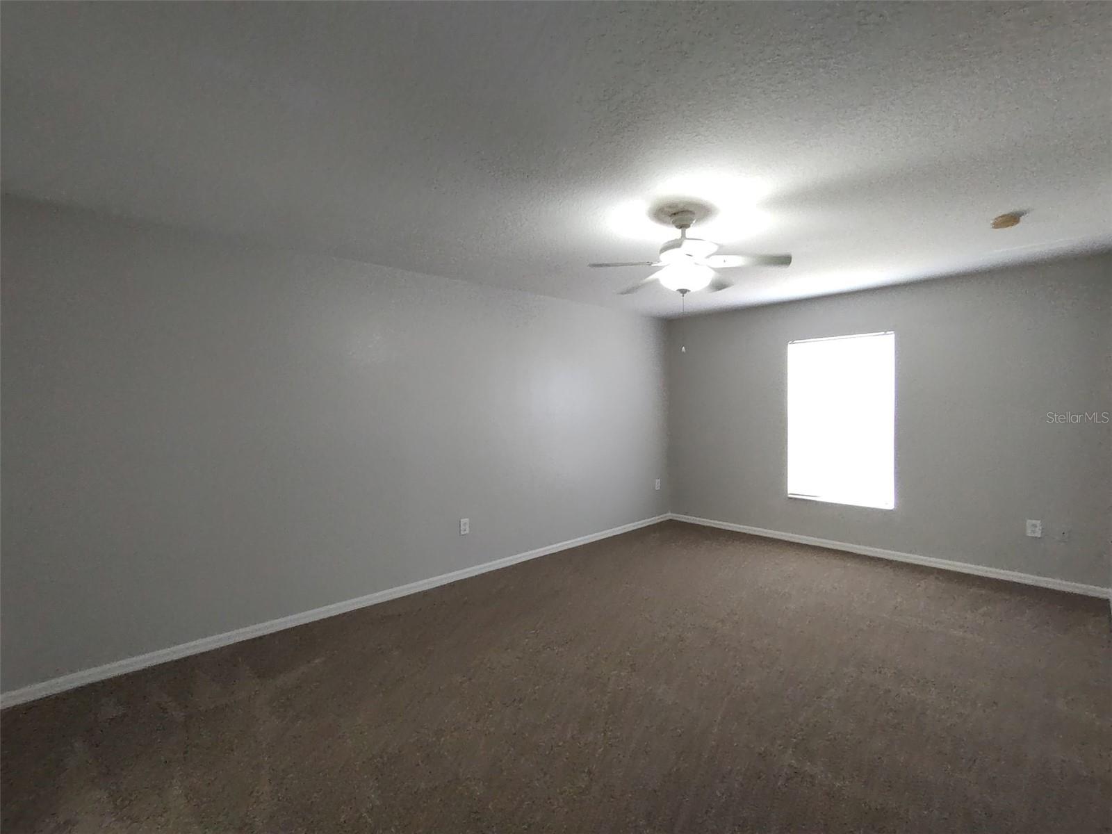 Image 13 of 35 For 416 Ohio Way