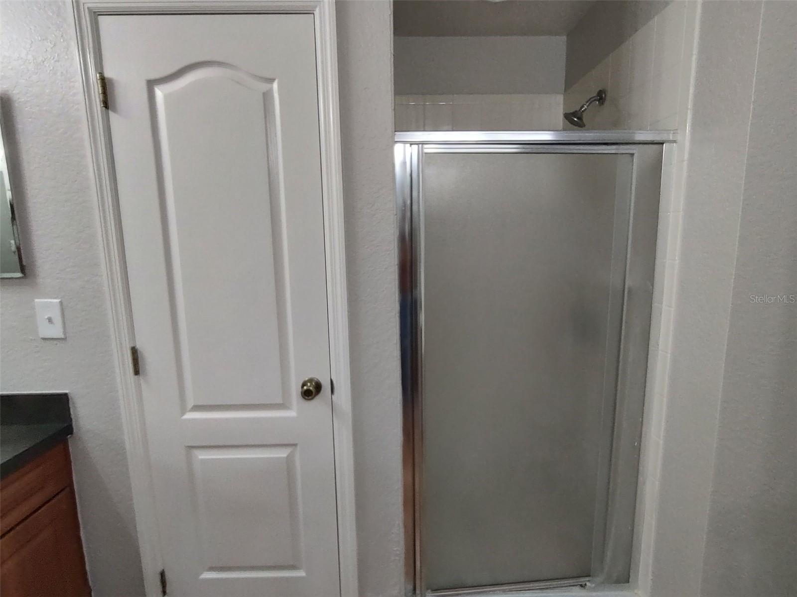 Image 29 of 35 For 416 Ohio Way