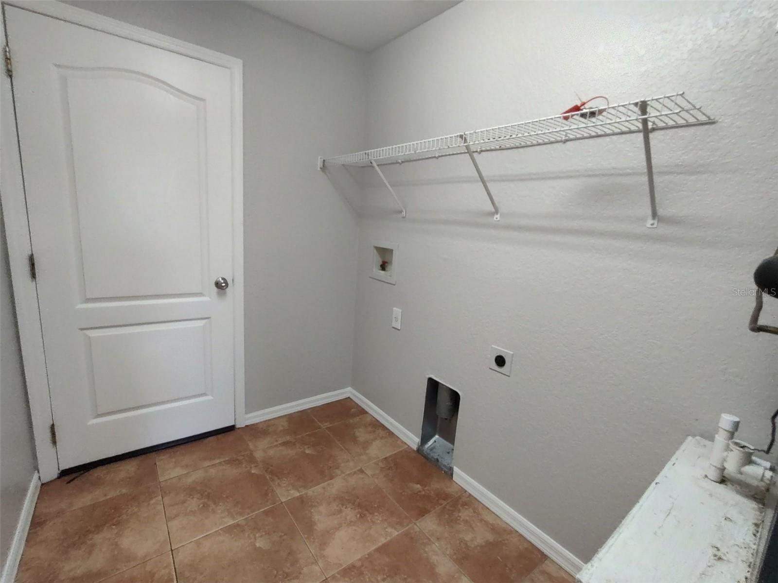 Image 33 of 35 For 416 Ohio Way