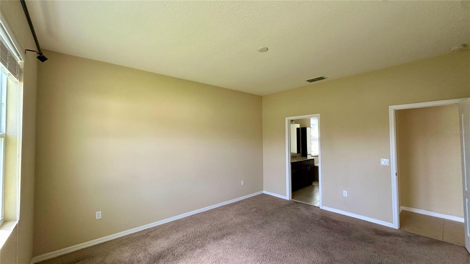 Image 7 of 13 For 2568 Isabela Terrace