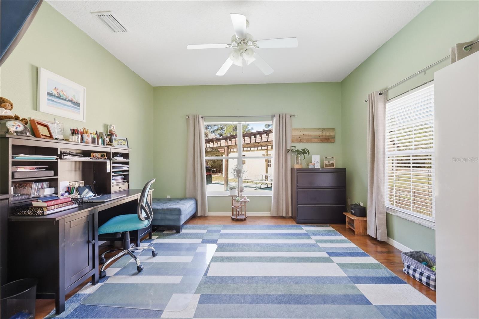 Image 23 of 31 For 26134 Leeward Street