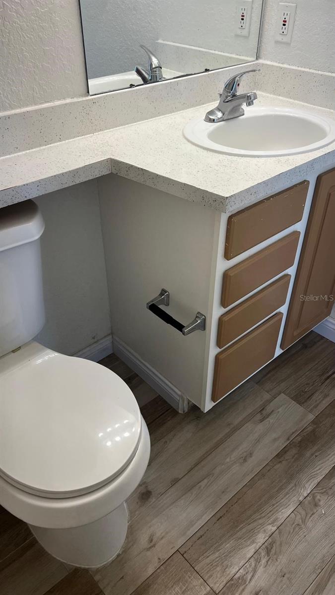 Image 6 of 13 For 8927 Legacy Court 302