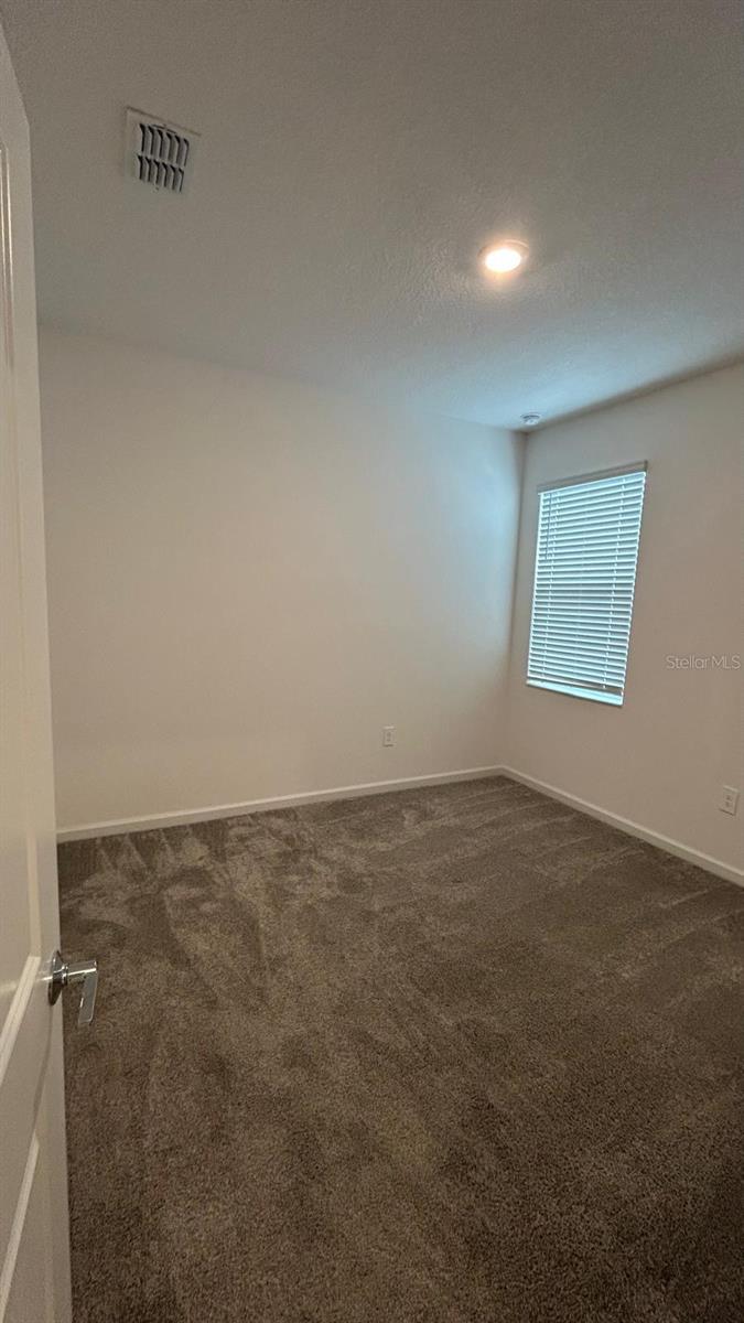 Image 10 of 27 For 913 Laurel View Way