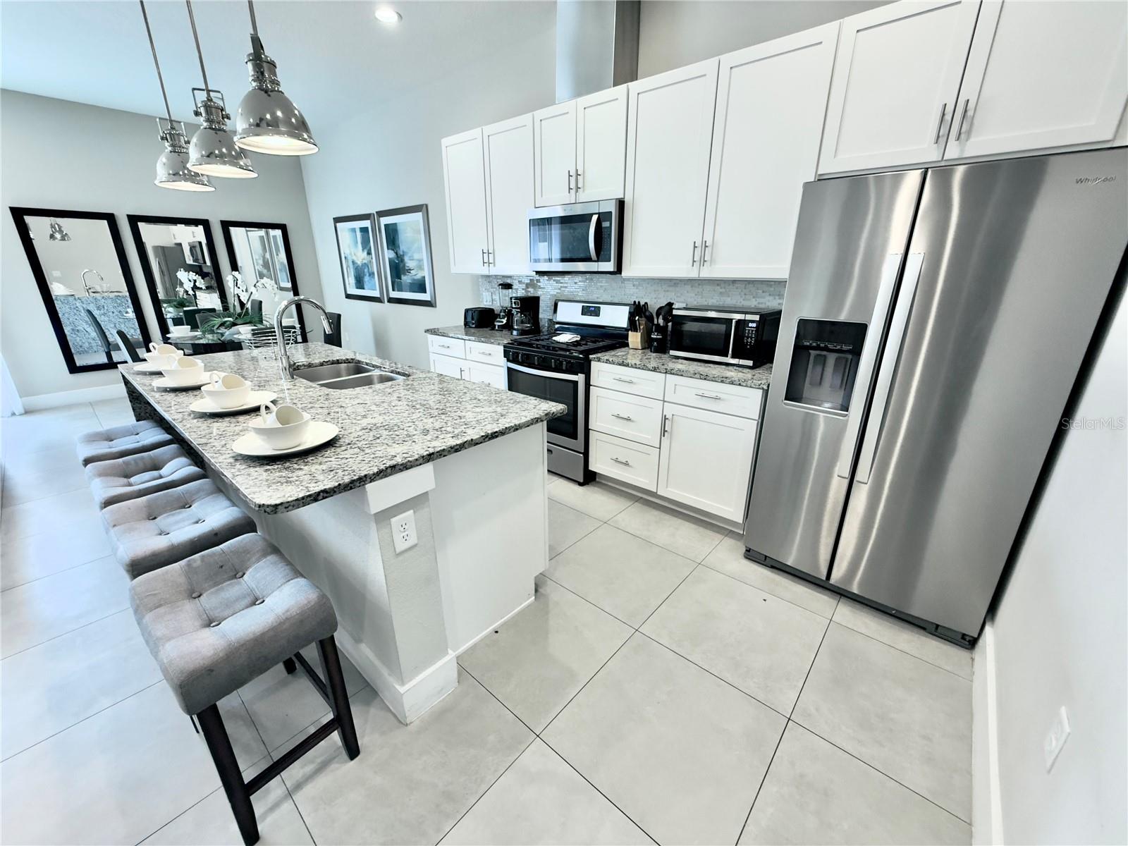 Image 20 of 47 For 7498 Sunville Avenue