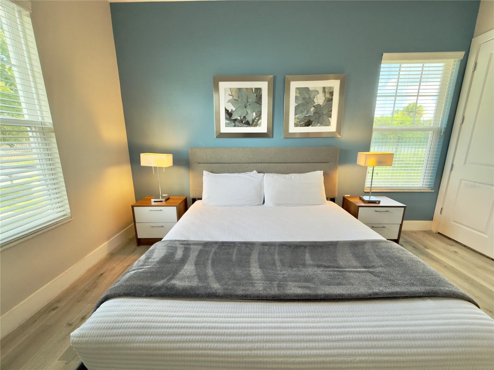 Image 25 of 47 For 7498 Sunville Avenue