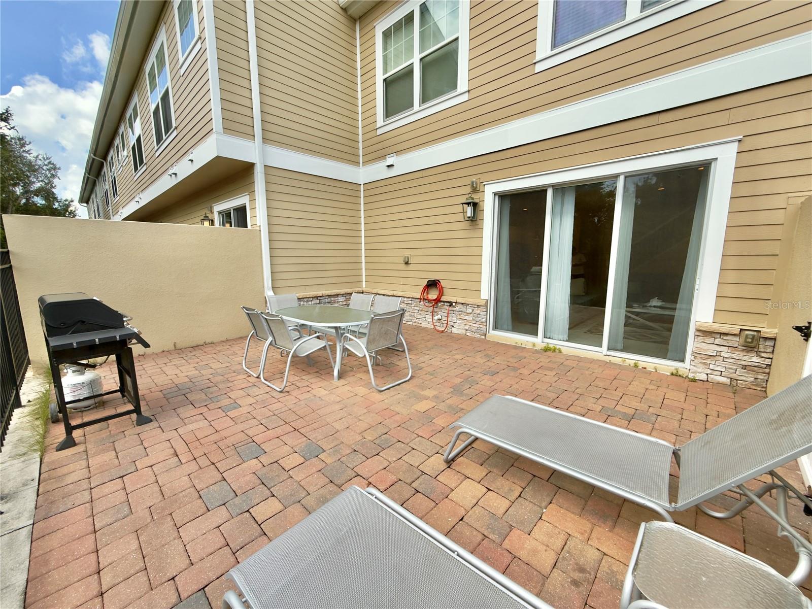 Image 33 of 47 For 7498 Sunville Avenue