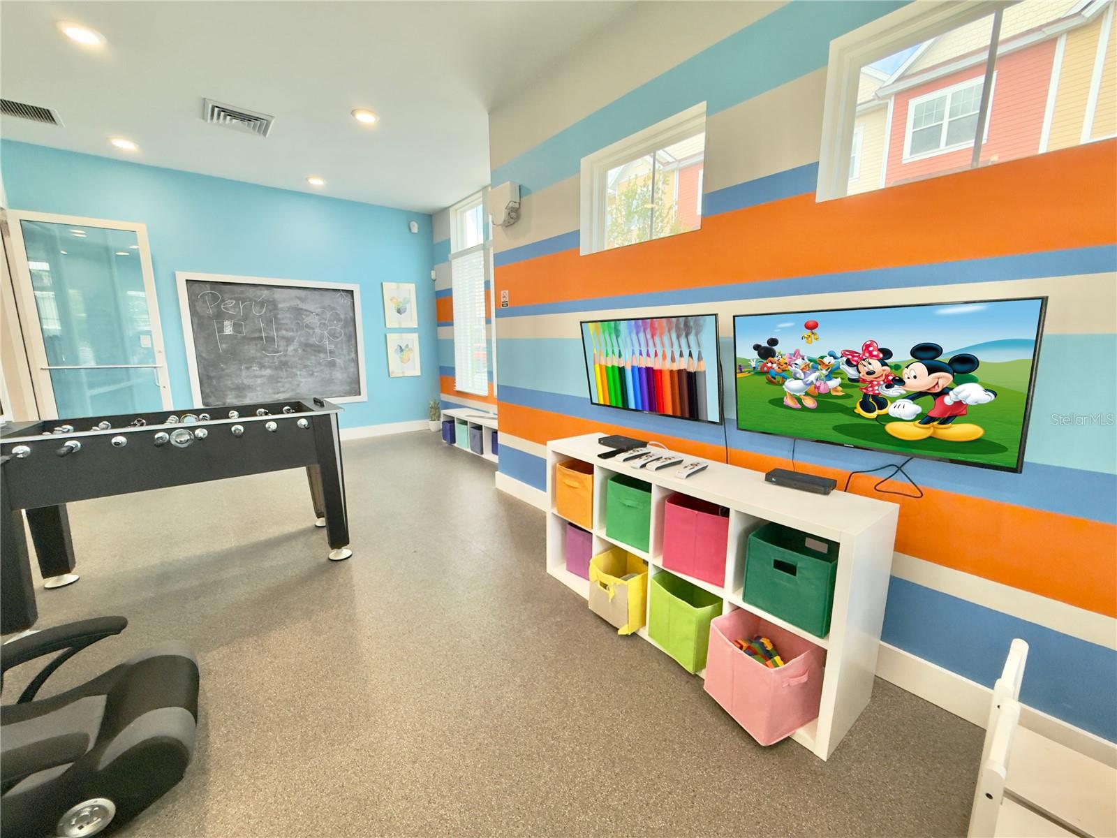 Image 40 of 47 For 7498 Sunville Avenue