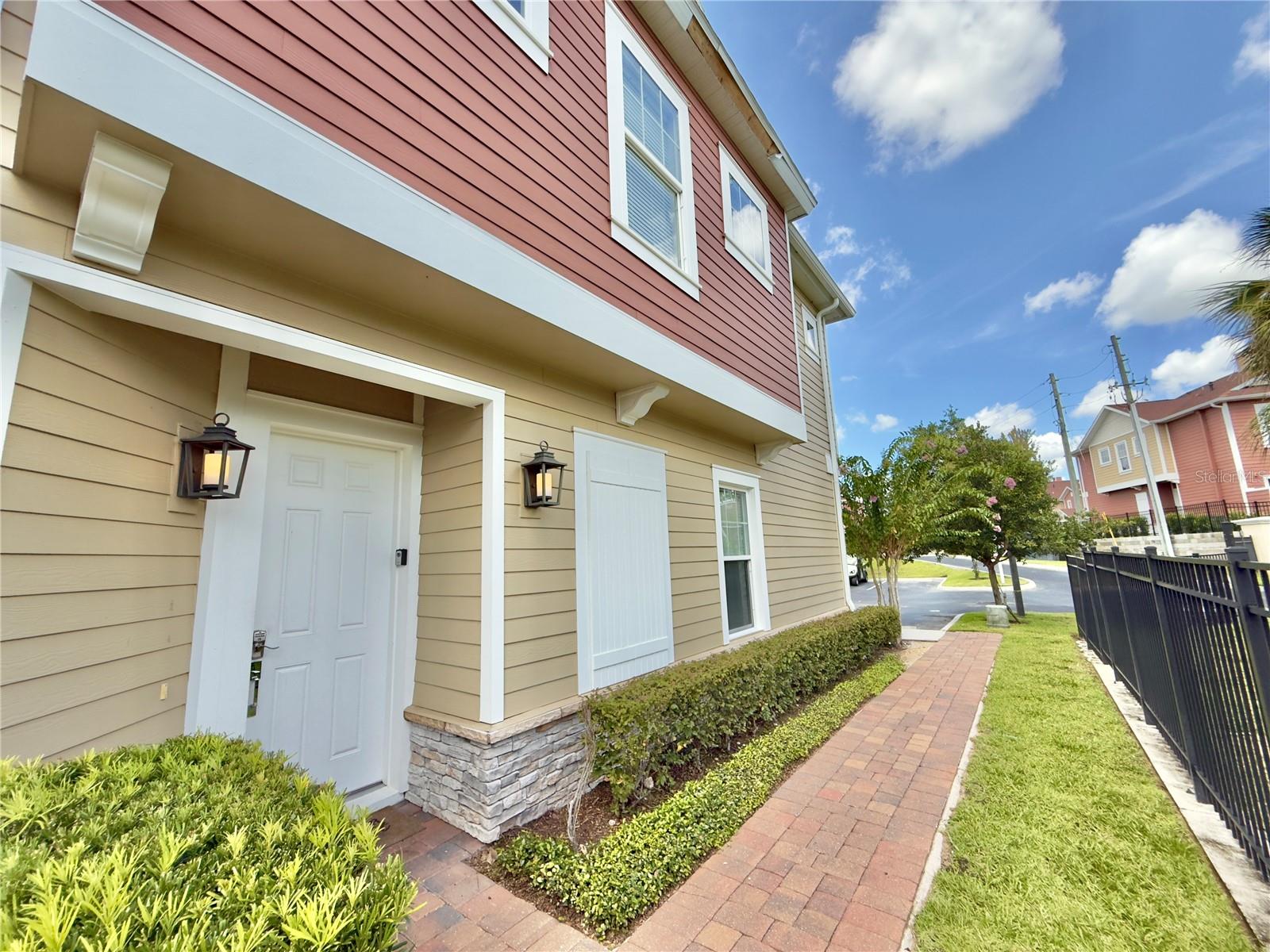 Image 43 of 47 For 7498 Sunville Avenue