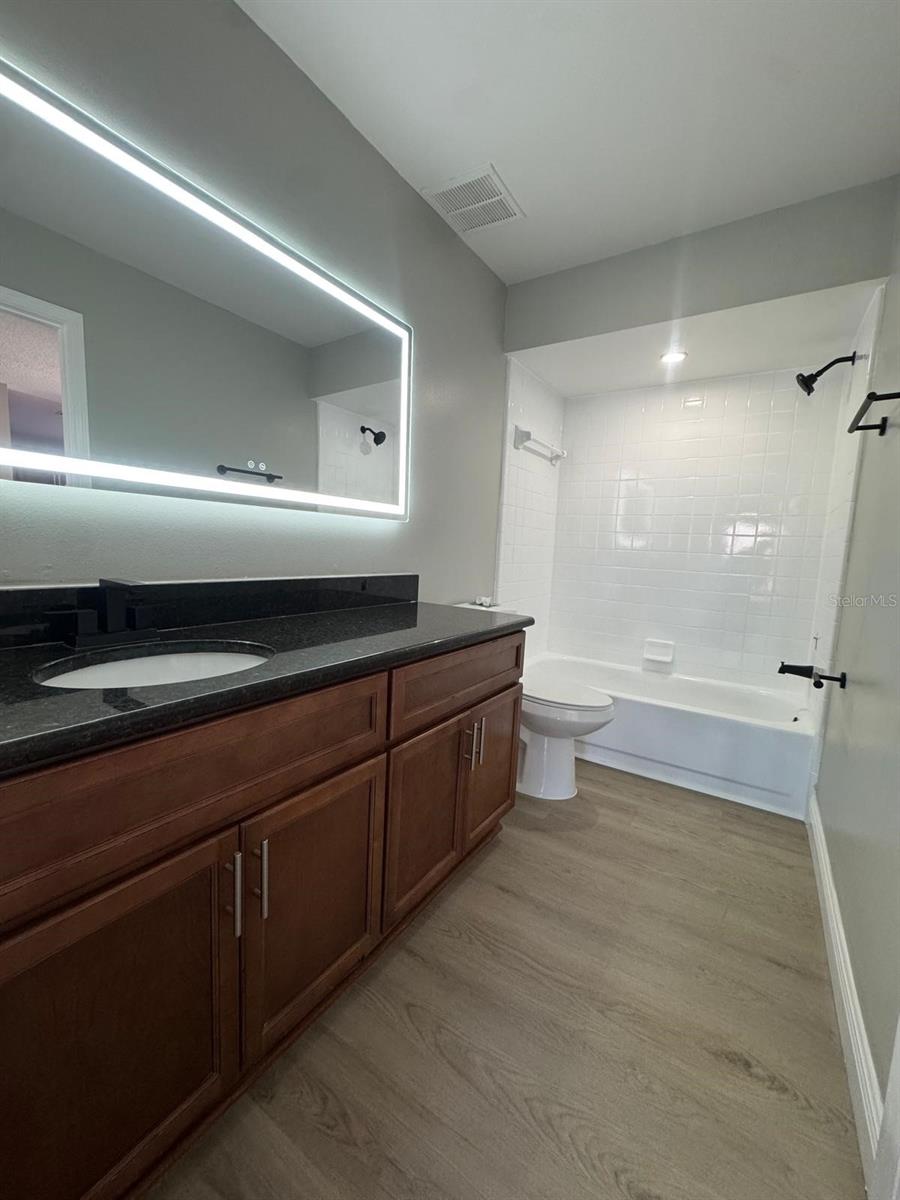 Image 21 of 33 For 65 Silver Falls Circle