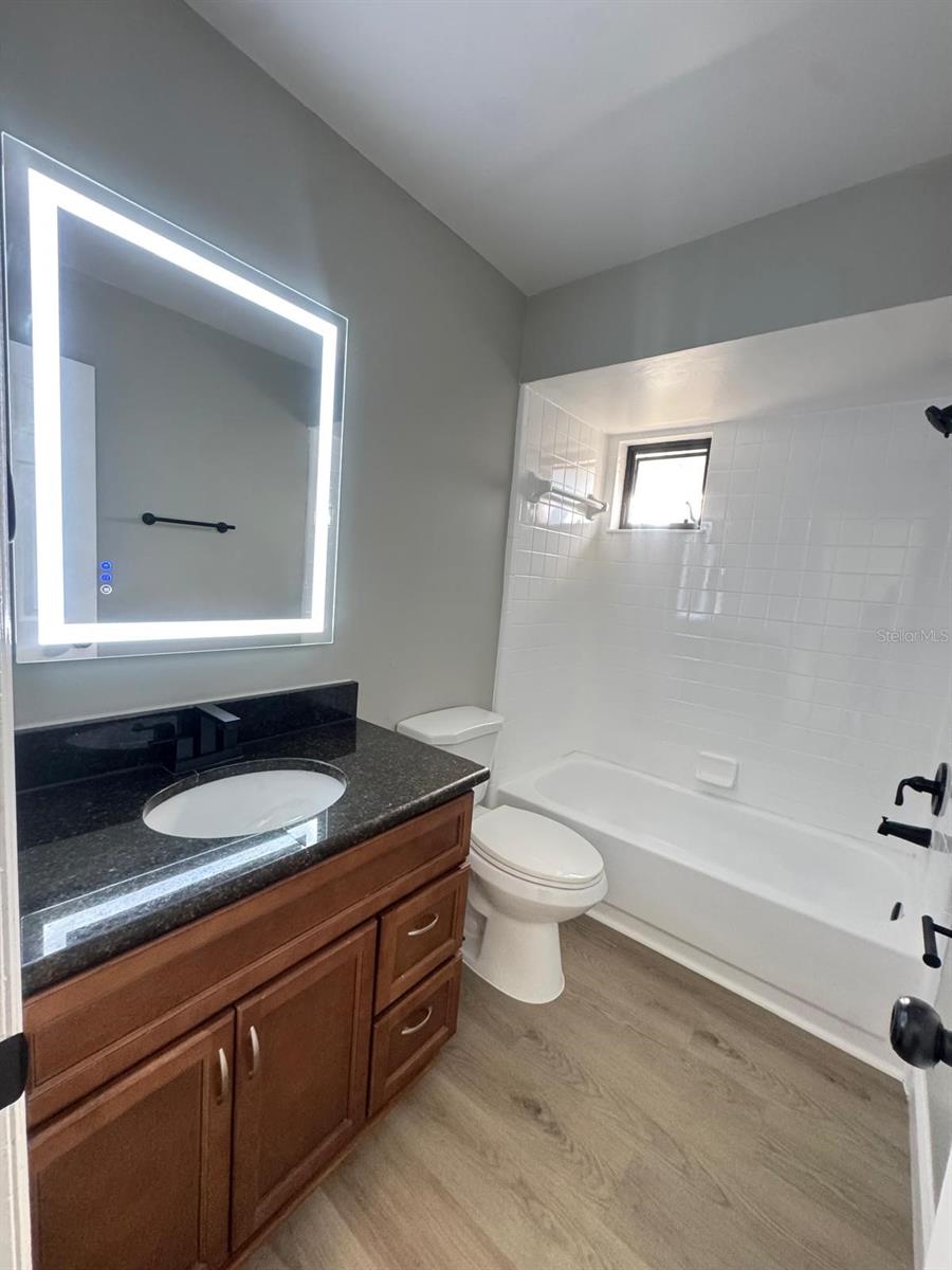 Image 28 of 33 For 65 Silver Falls Circle