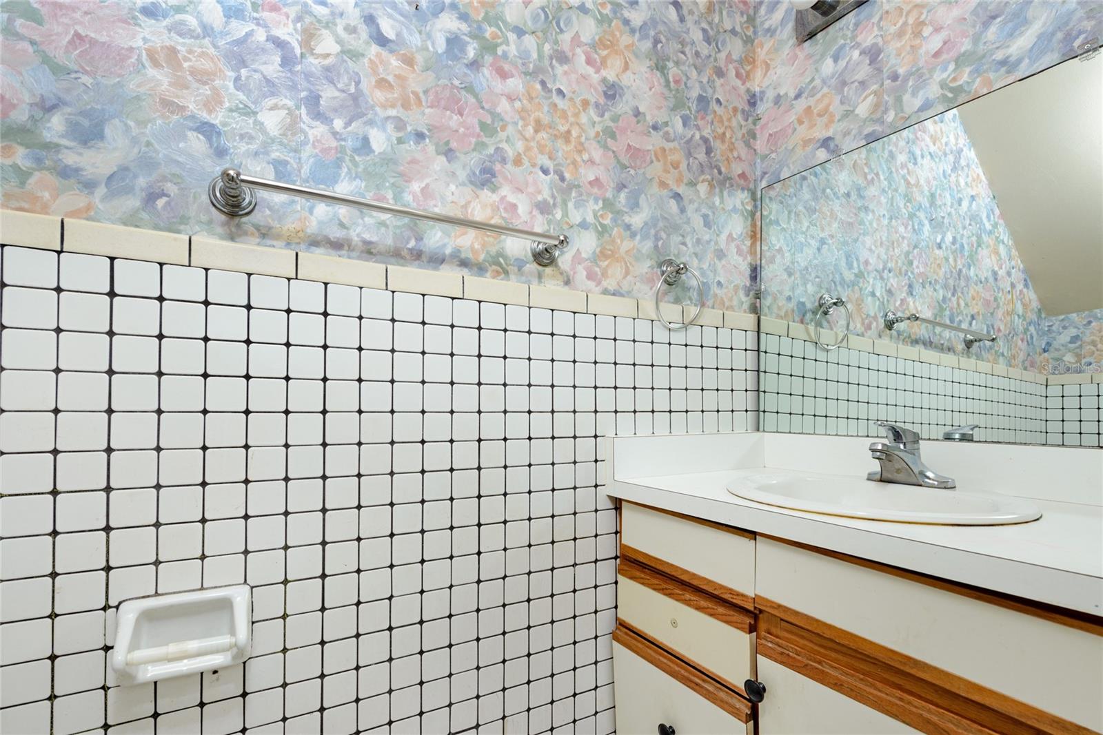 Image 11 of 26 For 1023 Spring Meadow Drive 1023