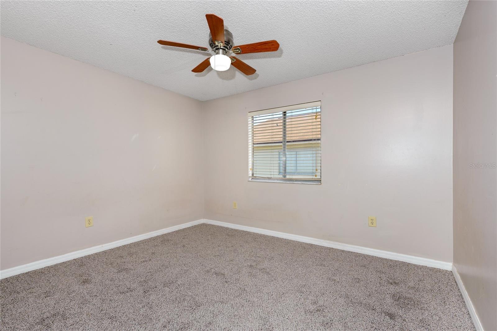 Image 20 of 26 For 1023 Spring Meadow Drive 1023