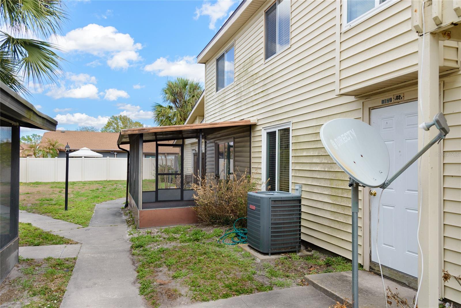 Image 3 of 26 For 1023 Spring Meadow Drive 1023