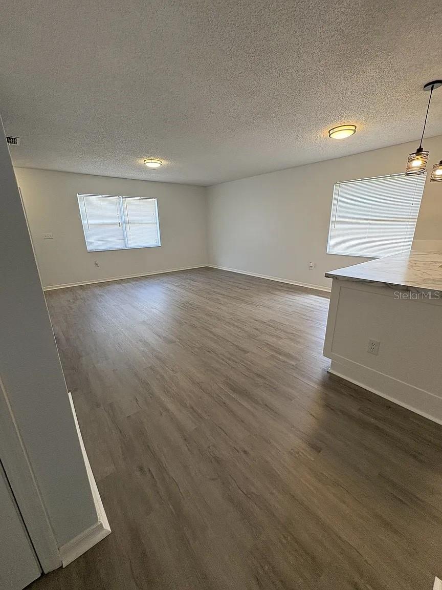 Image 5 of 15 For 204 Mary Catherine Court