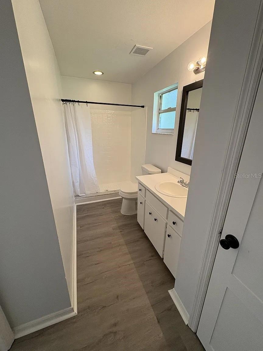 Image 8 of 15 For 204 Mary Catherine Court