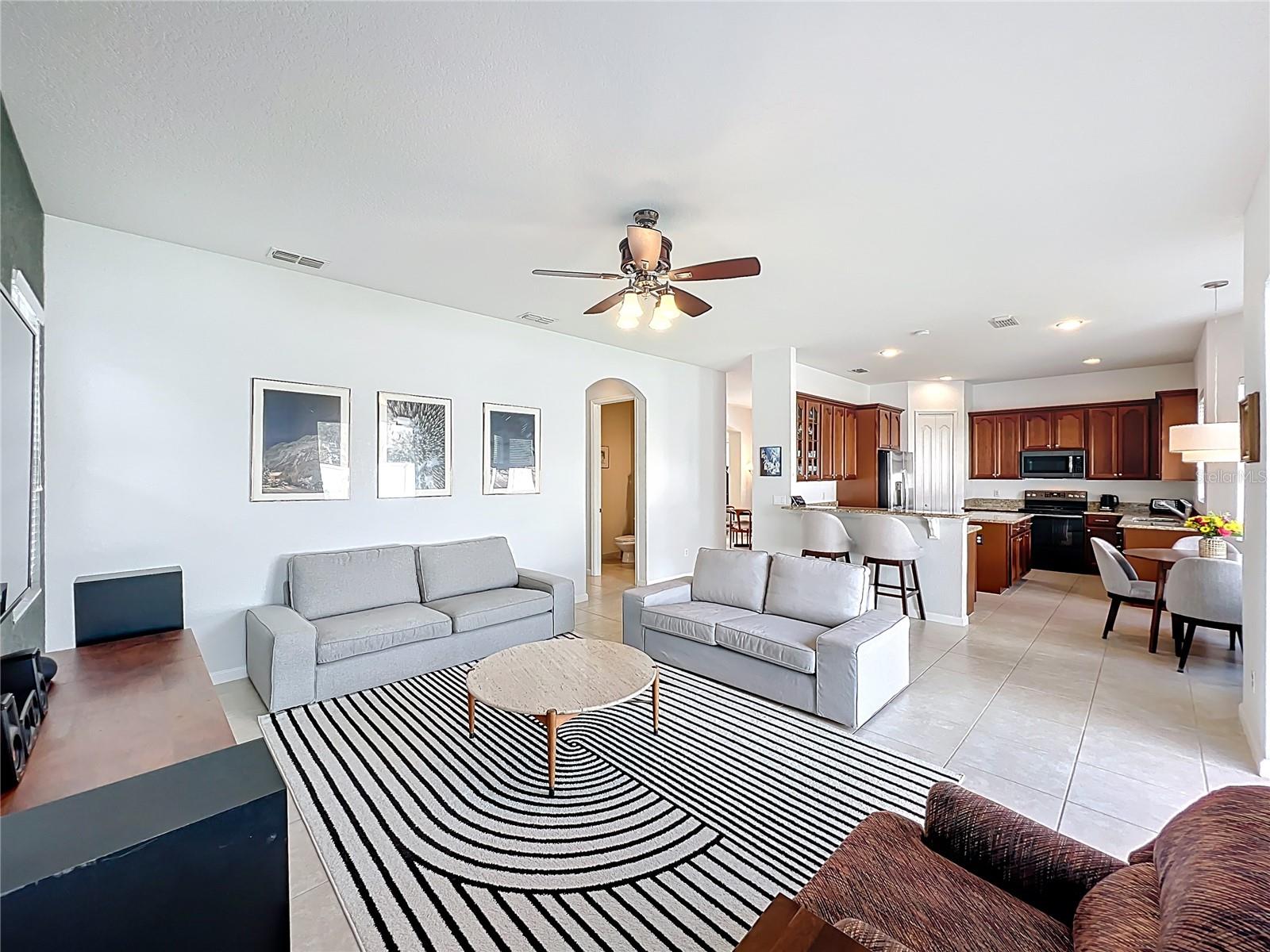 Image 20 of 54 For 6573 Helmsley Circle