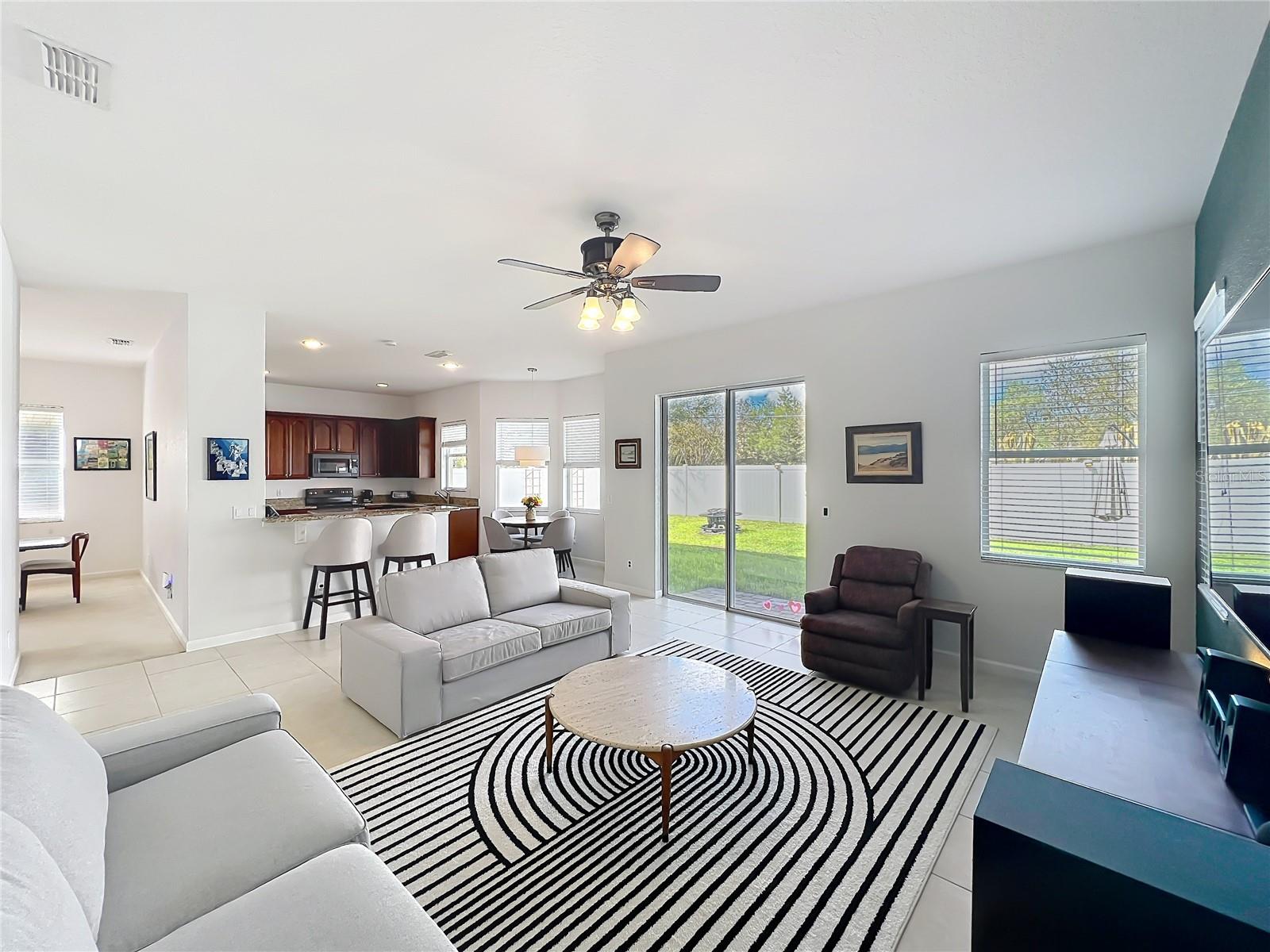 Image 24 of 54 For 6573 Helmsley Circle