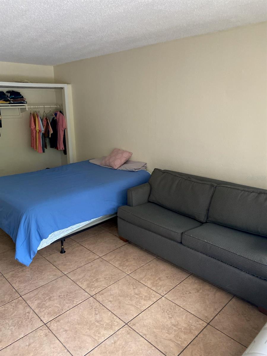 Image 6 of 8 For 7900 Orange Blossom Trail 2091