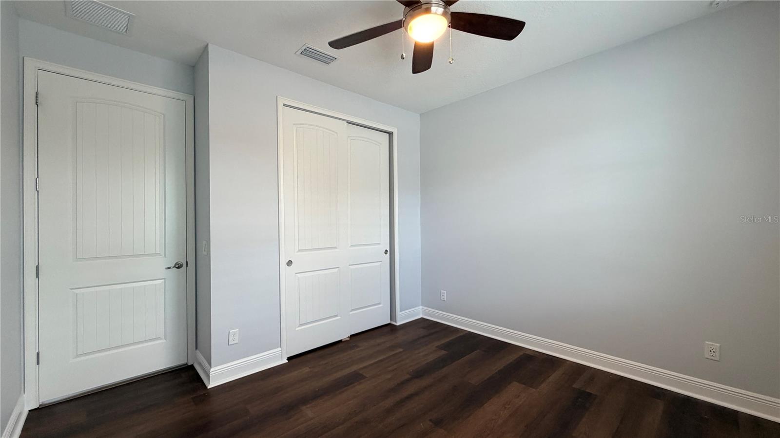 Image 22 of 44 For 257 Southfield Street