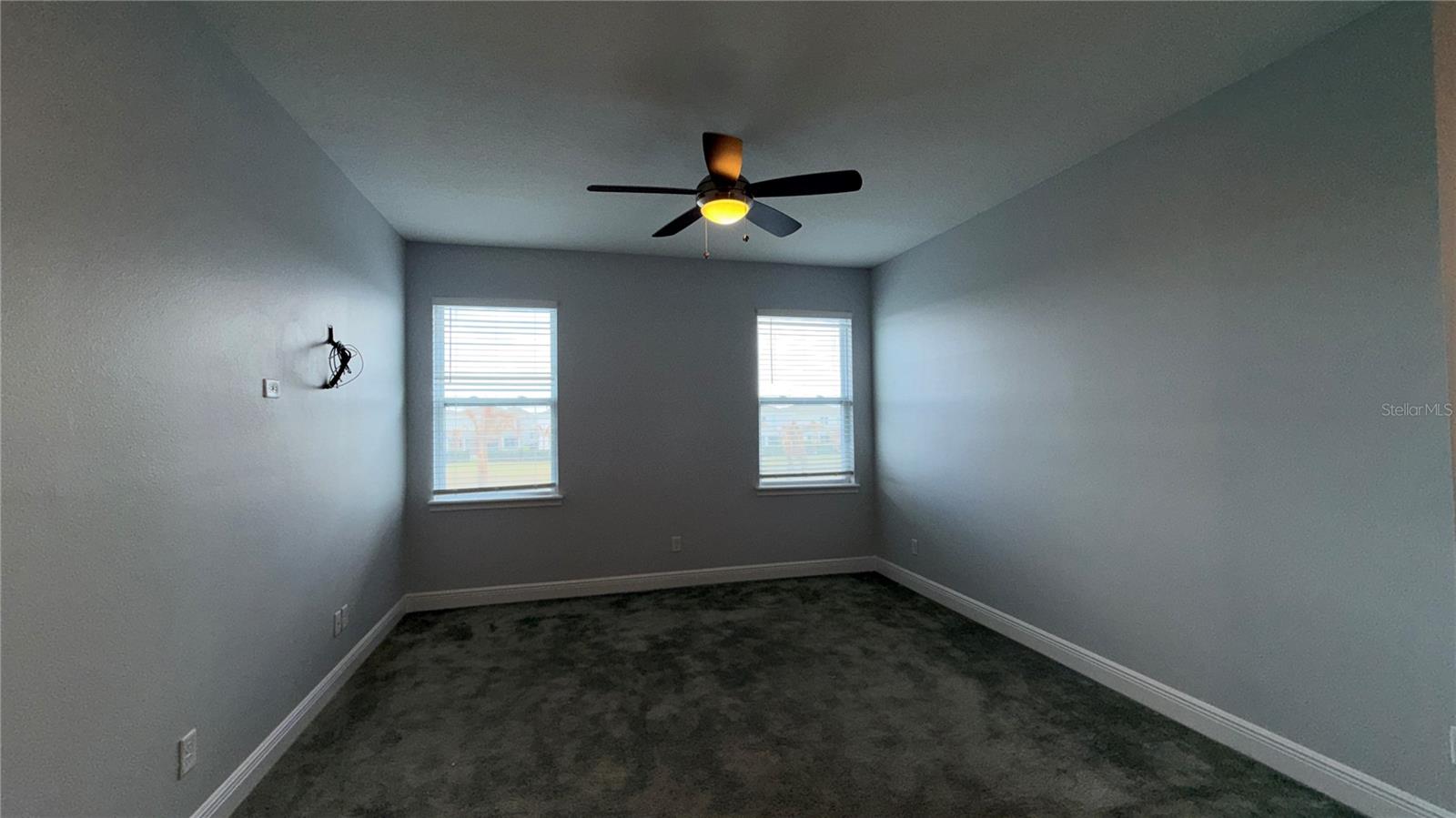 Image 24 of 44 For 257 Southfield Street