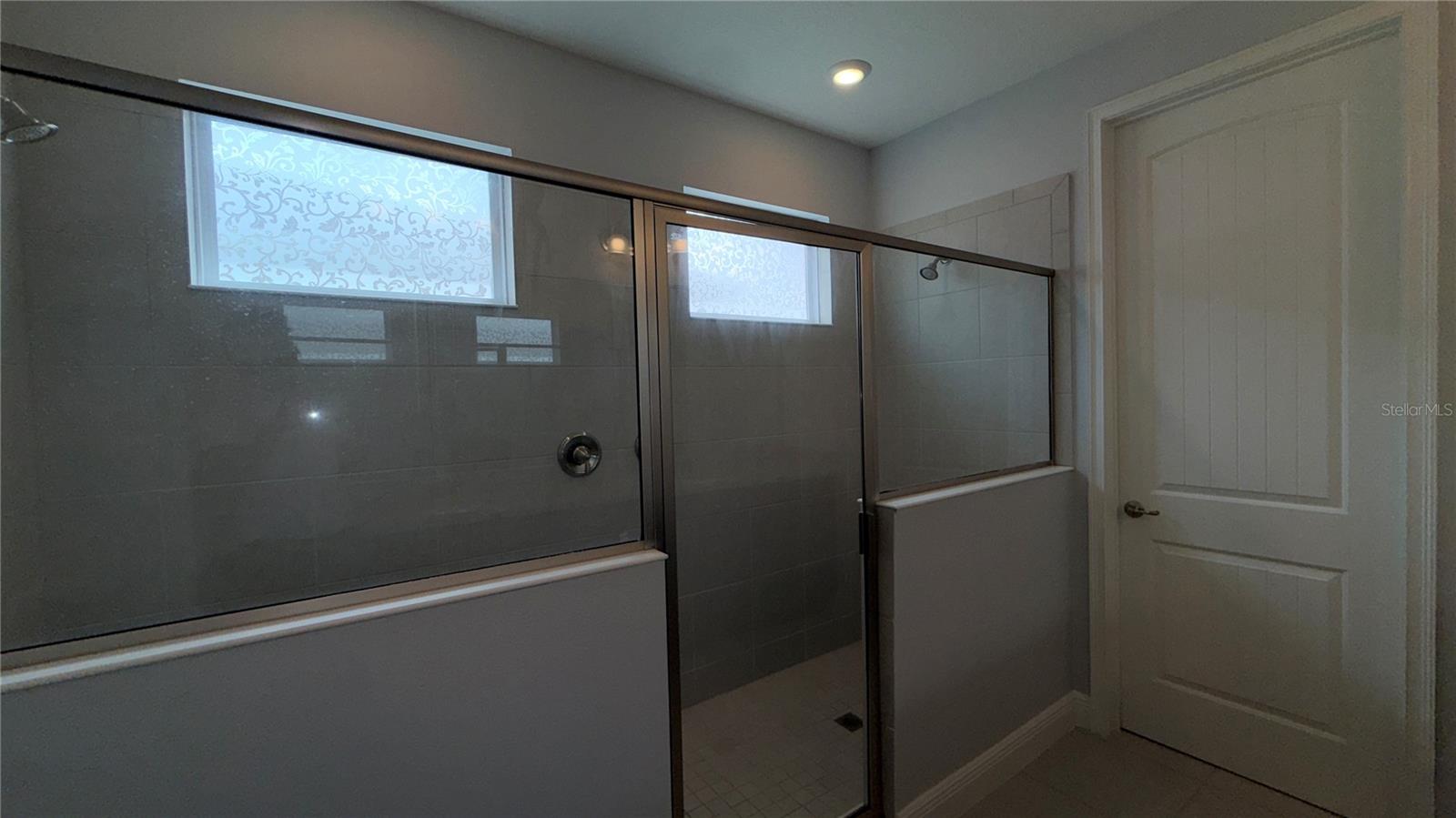 Image 32 of 44 For 257 Southfield Street