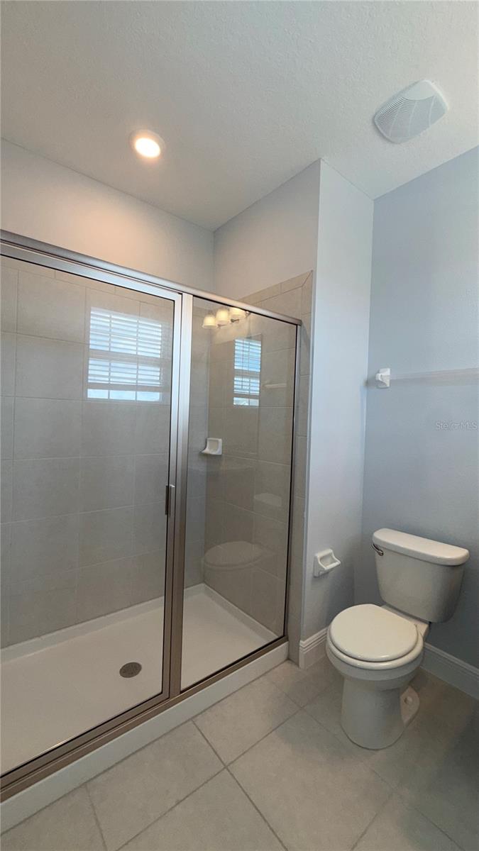 Image 34 of 44 For 257 Southfield Street