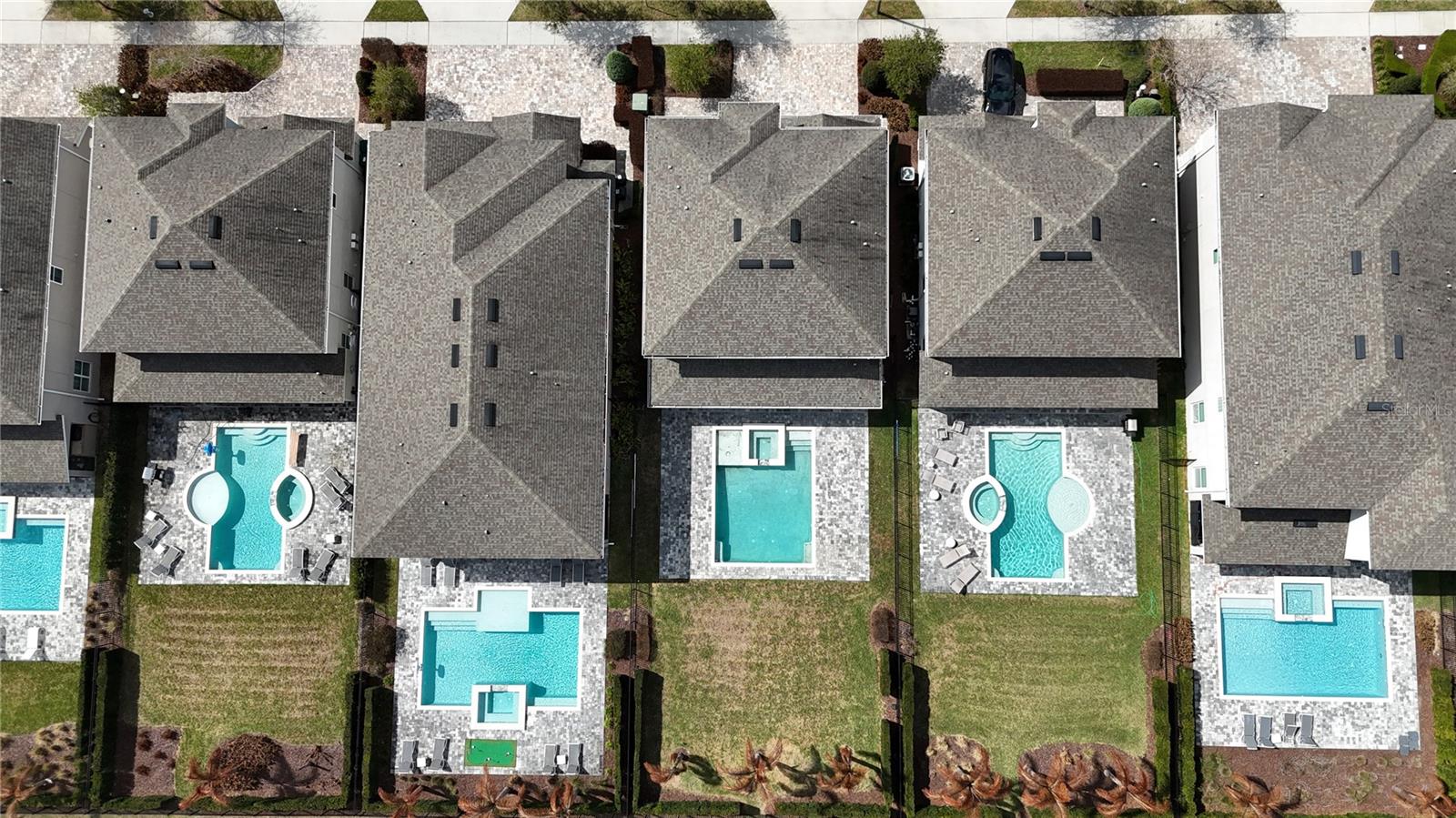 Image 38 of 44 For 257 Southfield Street