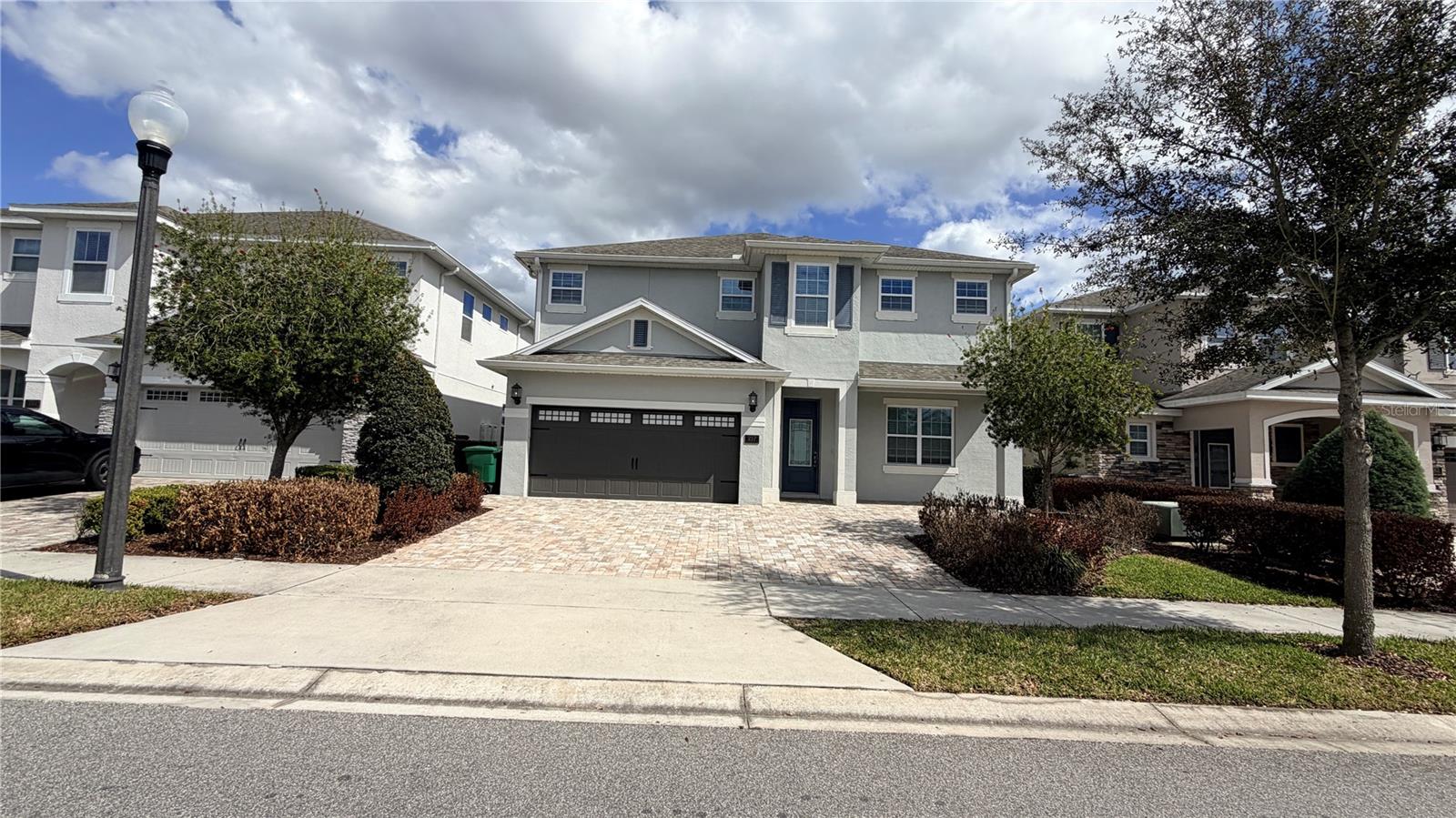 Image 4 of 44 For 257 Southfield Street