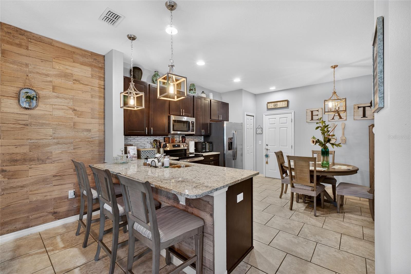 Image 10 of 30 For 1885 Shumard Avenue